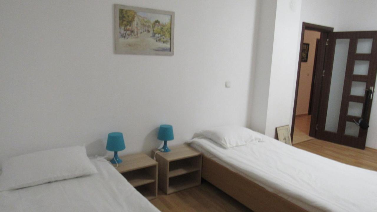 Apartment Crystal Balchik Esterno foto