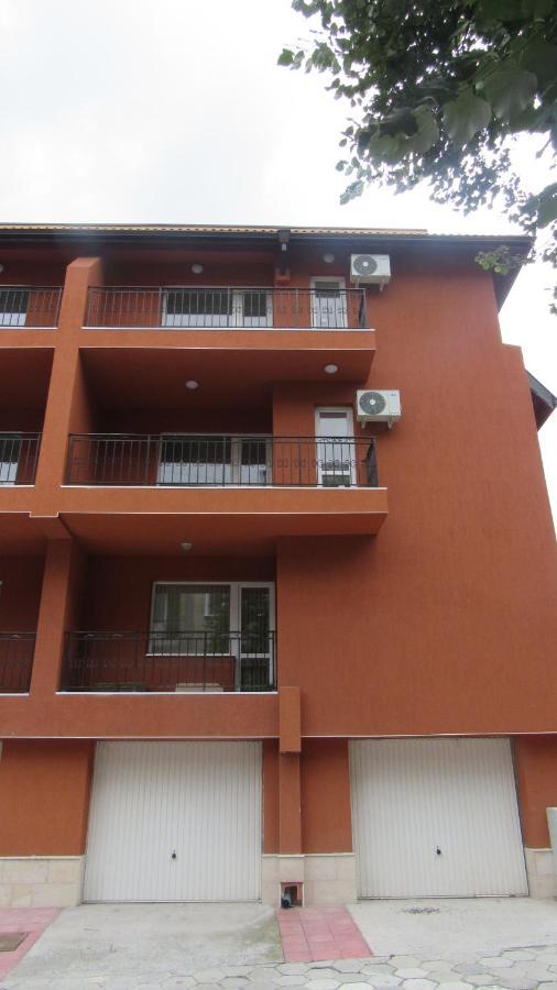 Apartment Crystal Balchik Esterno foto
